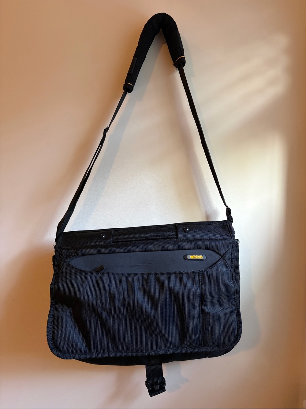 Targus Bag Cross Body Messenger Photography Padded Laptop Satchel Briefcase